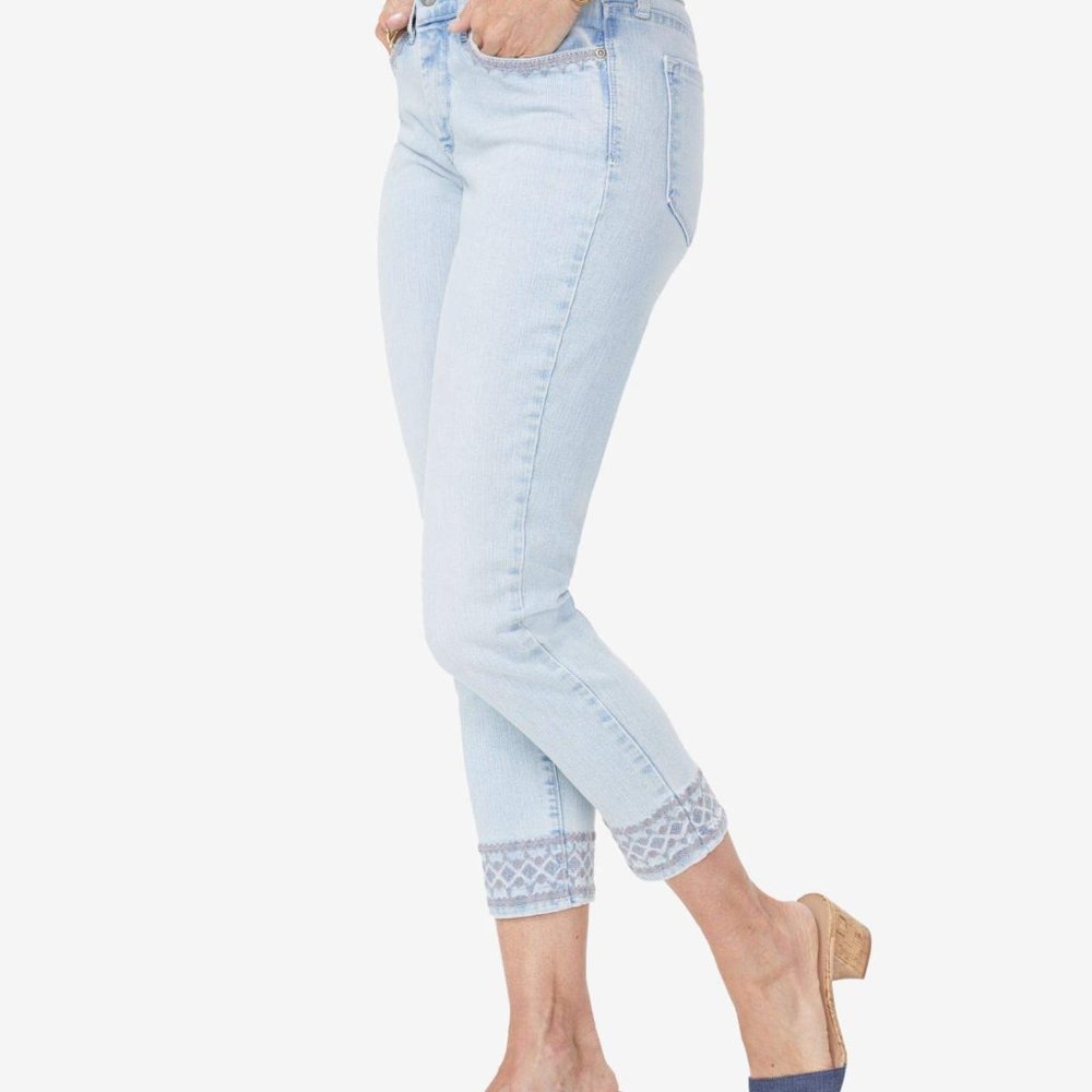 NYDJ Ami Cropped Embroidered Jean Size 20